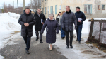 Глава Кольского округа провел выездное рабочее совещание в Магнетитах и встретился с местными жителями